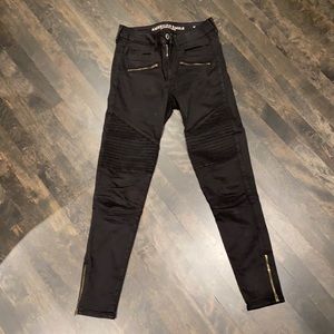 Black jeans from American eagle